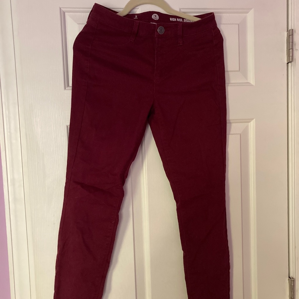 Maroon high rise jeggings